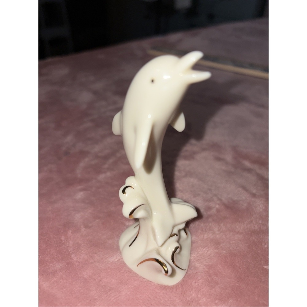 Lenox Dolphin Fine China‎ Ivory Figurine with 24K Gold Trim 4" Tall Collectable